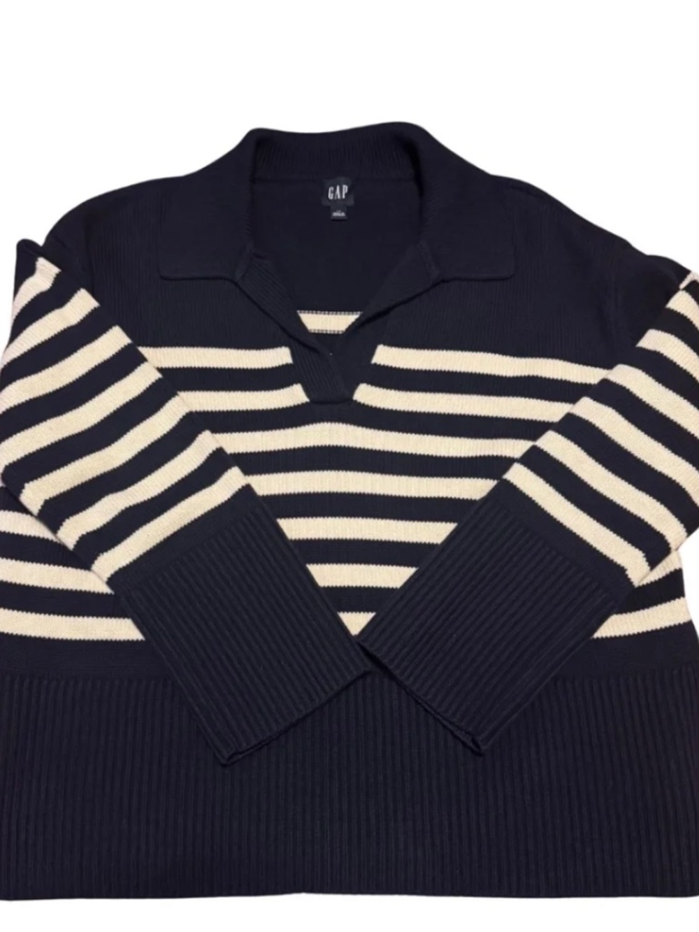 100% Cotton GAP 24/7 Navy Blue & White Split-Hem Polo Sweater *accepting offers - Picture 2 of 3